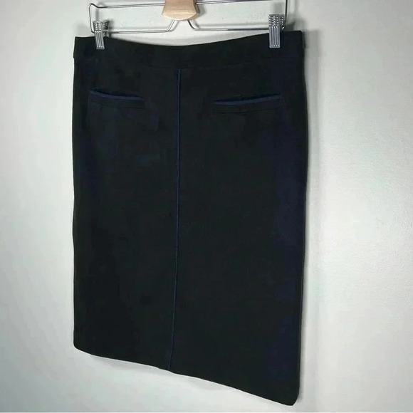 J. McLaughlin “Sonya” Black Skirt Navy Trim Faux Suede Mid Length Women’s Size 8 - Picture 4 of 11